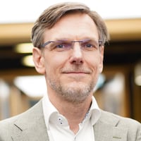 Dr Pepijn van der Laan